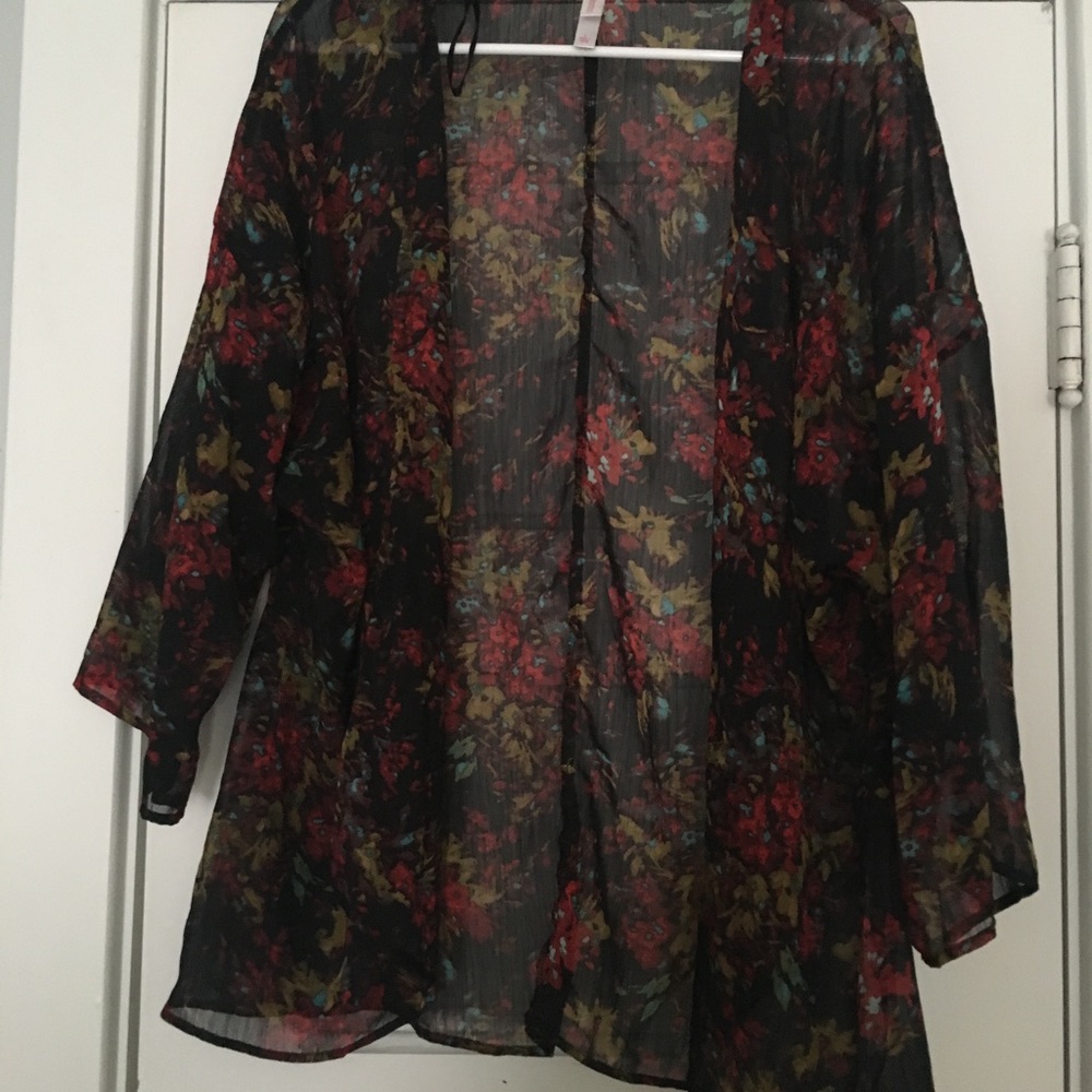 🌺 FLOWY KIMONO CARDIGAN 🌸